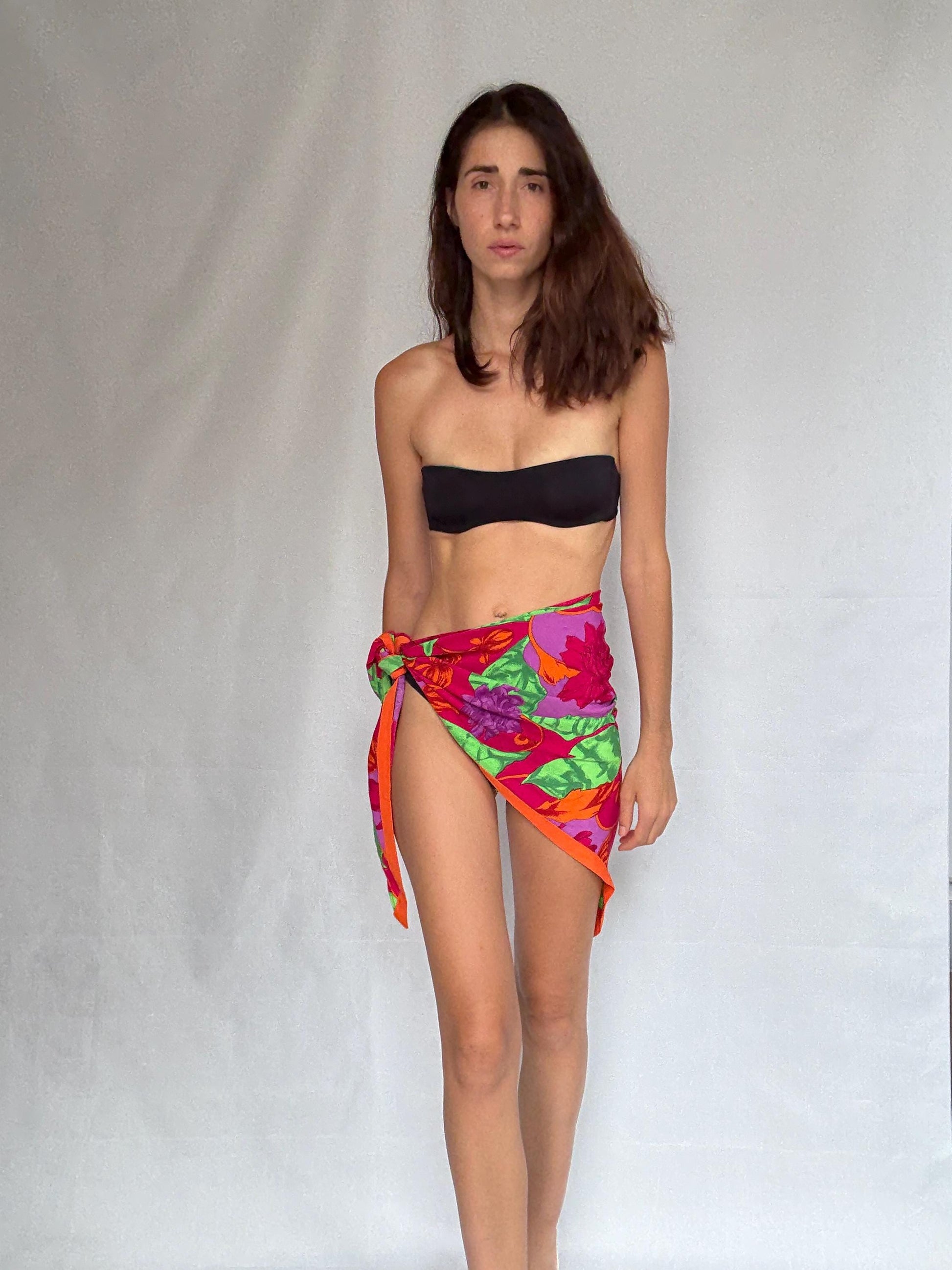 Vintage floral wrap skirt, vibrant multicolored pattern, retro 90s, US Free Size, Pool party wear, beachwear casual,