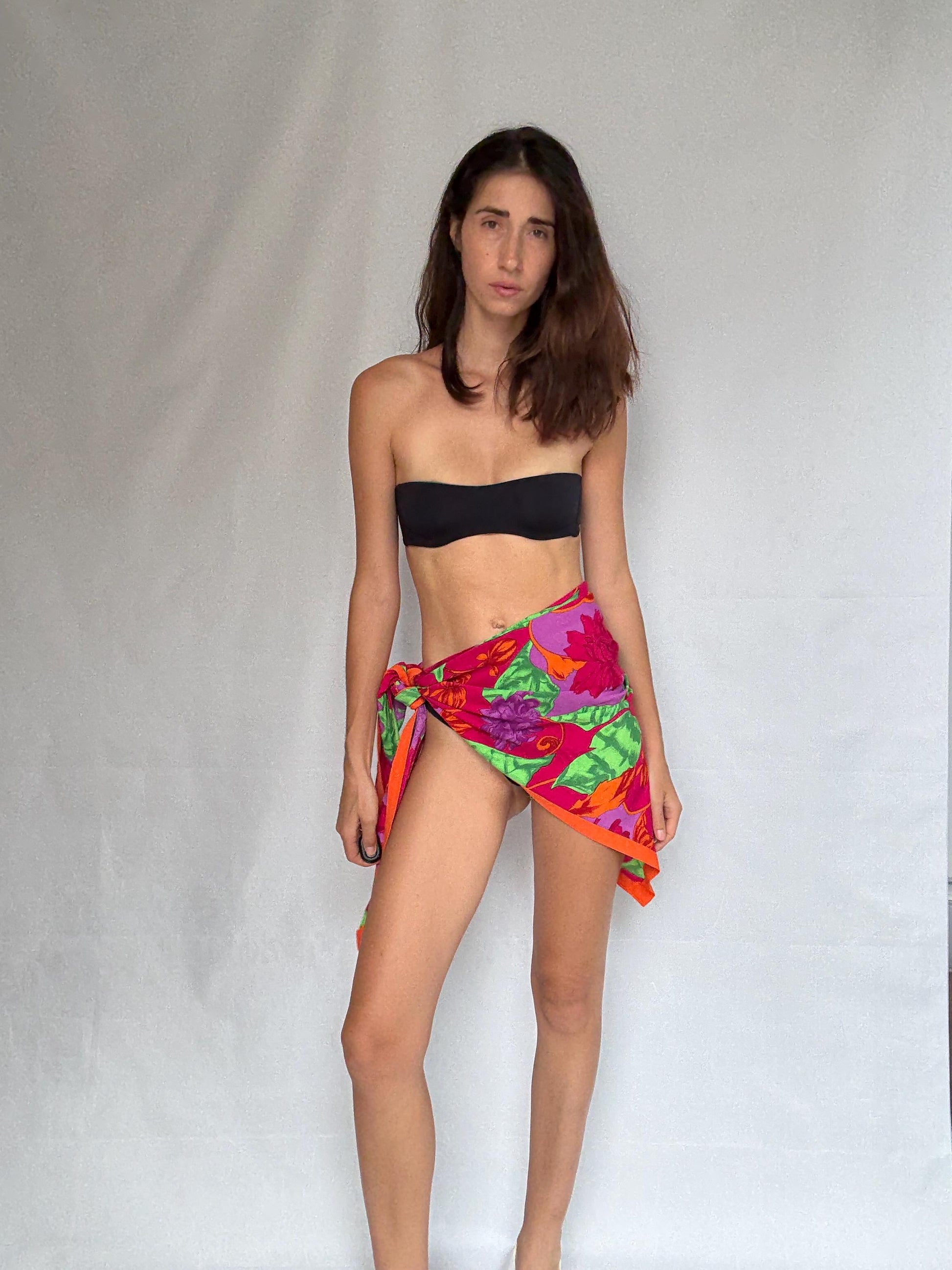 Vintage floral wrap skirt, vibrant multicolored pattern, retro 90s, US Free Size, Pool party wear, beachwear casual,
