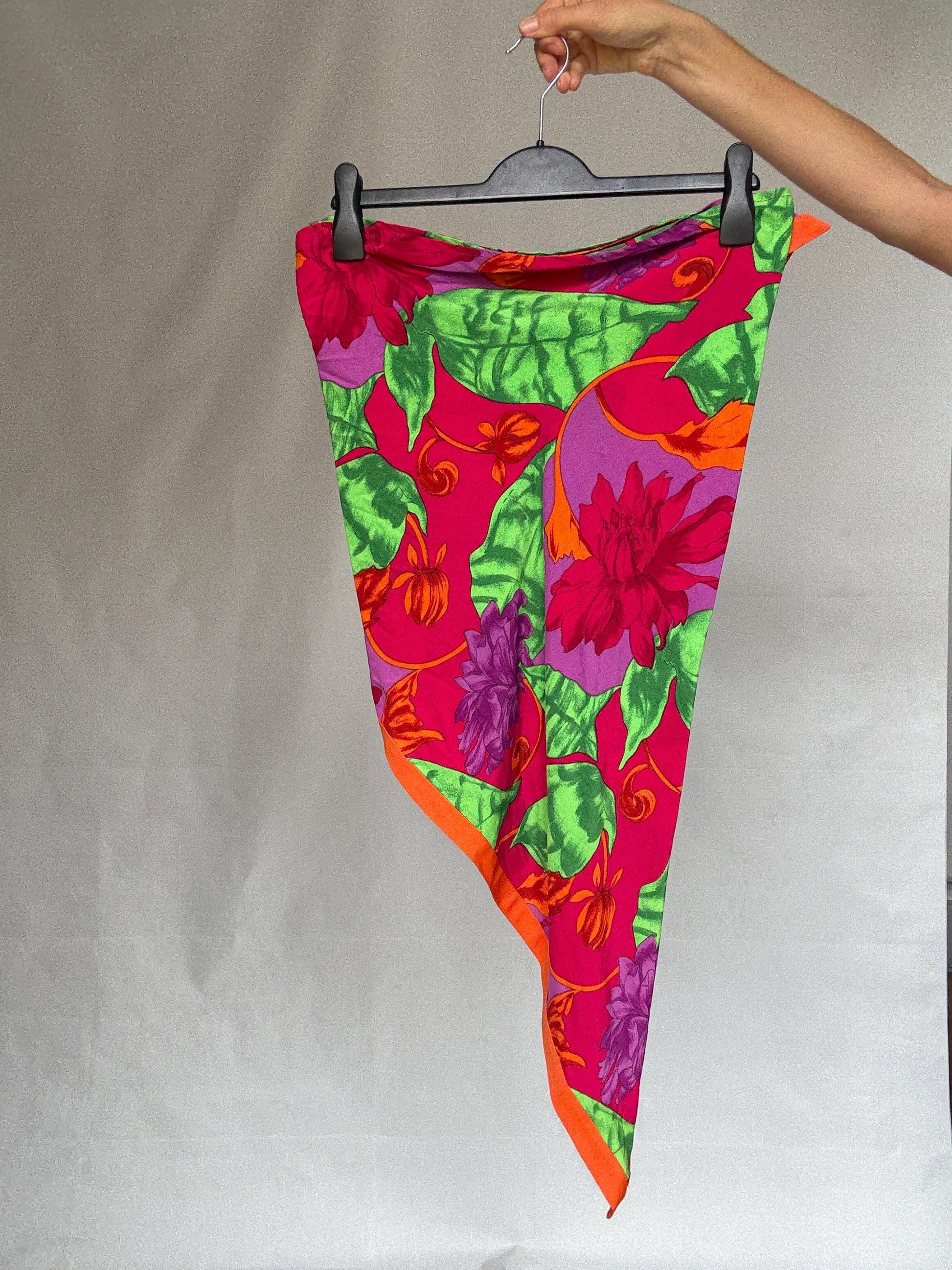 Vintage floral wrap skirt, vibrant multicolored pattern, retro 90s, US Free Size, Pool party wear, beachwear casual,