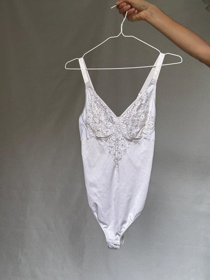 Vintage White Lace Bodysuit — additional view 8