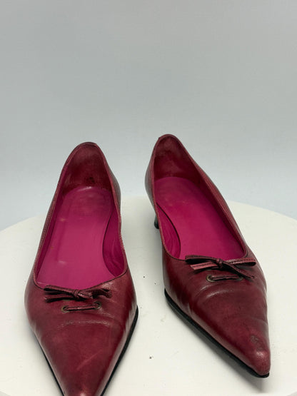 Burgundy Genuine Leather Pointed Toe Heels — fabric close-up