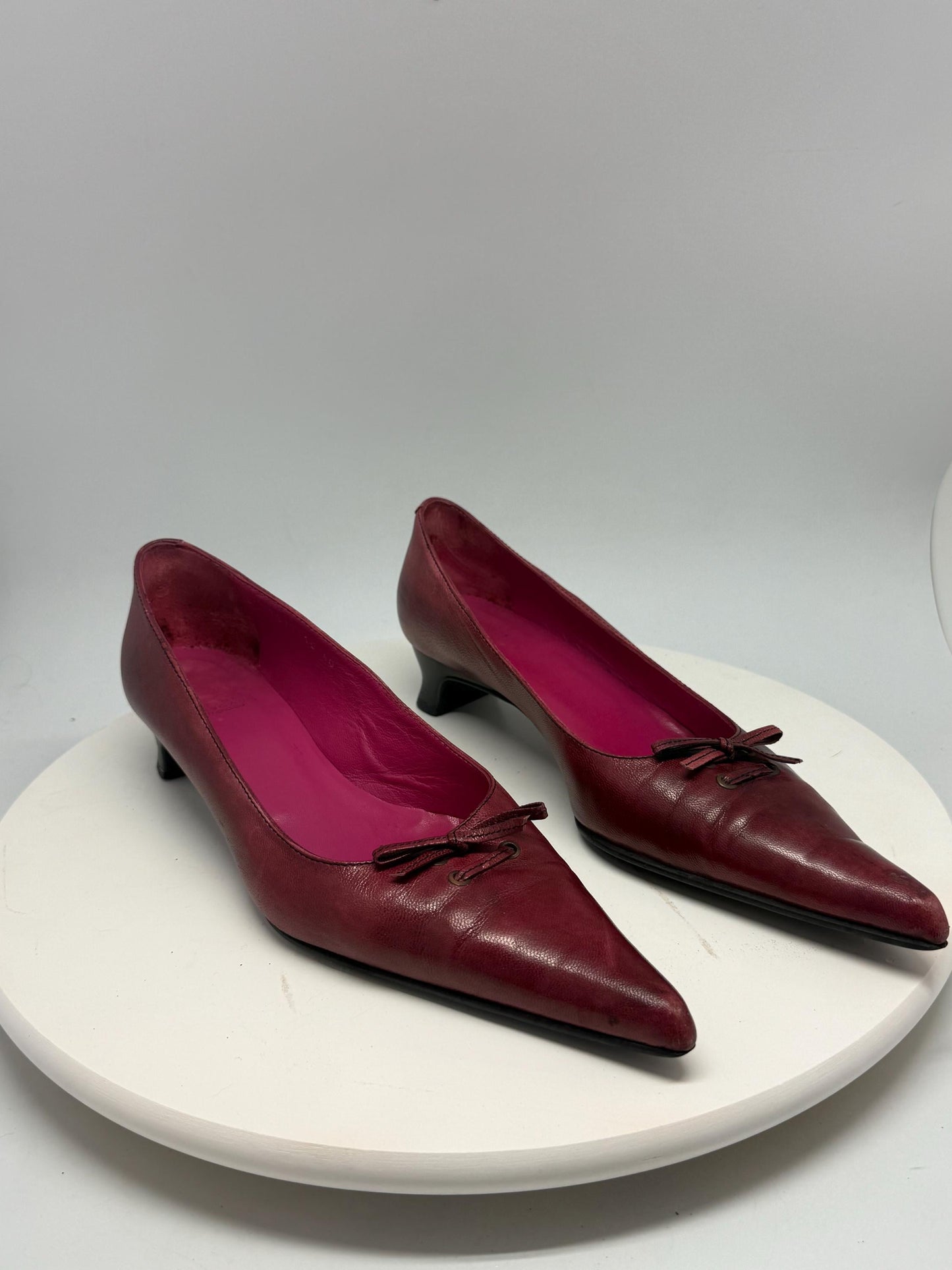 Burgundy Genuine Leather Pointed Toe Heels — detail