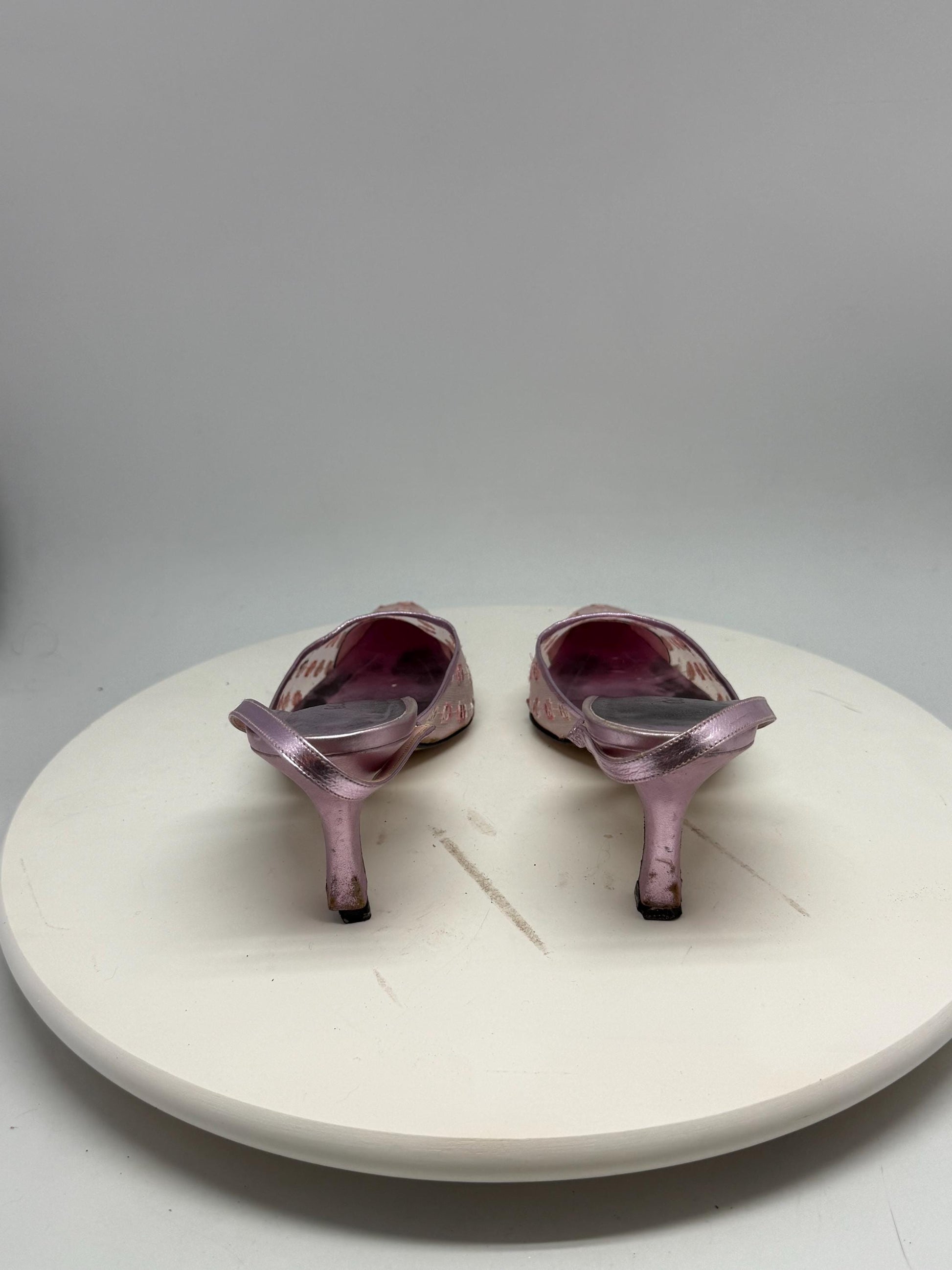 Vintage Rosanna lavender slingback heels, genuine leather, pointed toe, embroidered mesh, romantic feminine, EU 41, evening attire