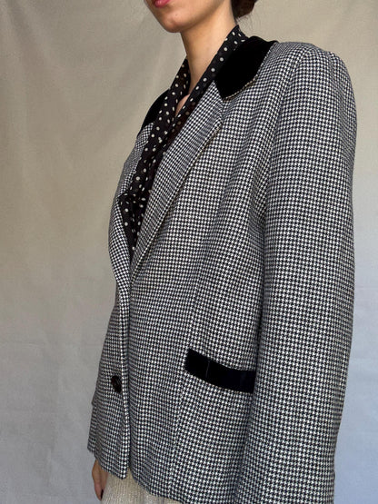 Vintage Houndstooth Blazer with Velvet Collar — additional view 7