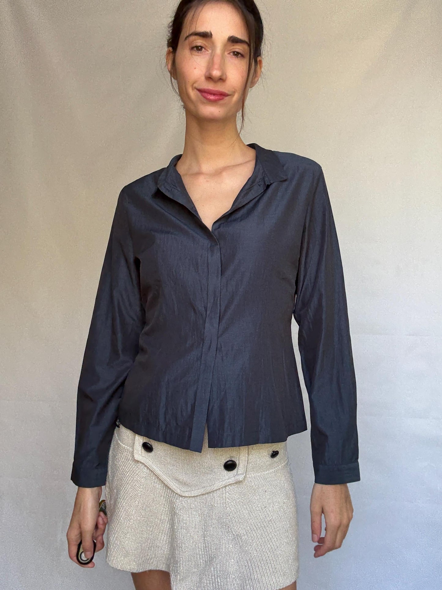 Vintage Adolfo Dominguez dark blouse, cotton, straight fit, concealed button, minimalist Carolyn bessette, kennedy, US XL, office chic