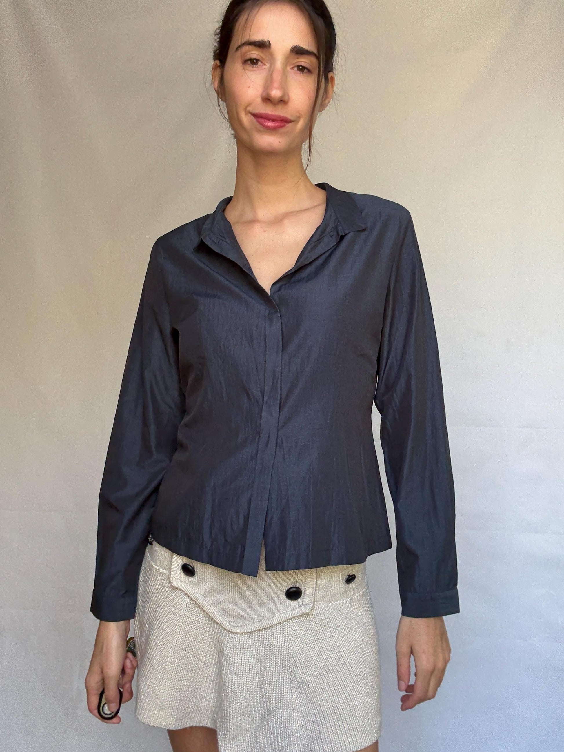 Vintage Adolfo Dominguez dark blouse, cotton, straight fit, concealed button, minimalist Carolyn bessette, kennedy, US XL, office chic