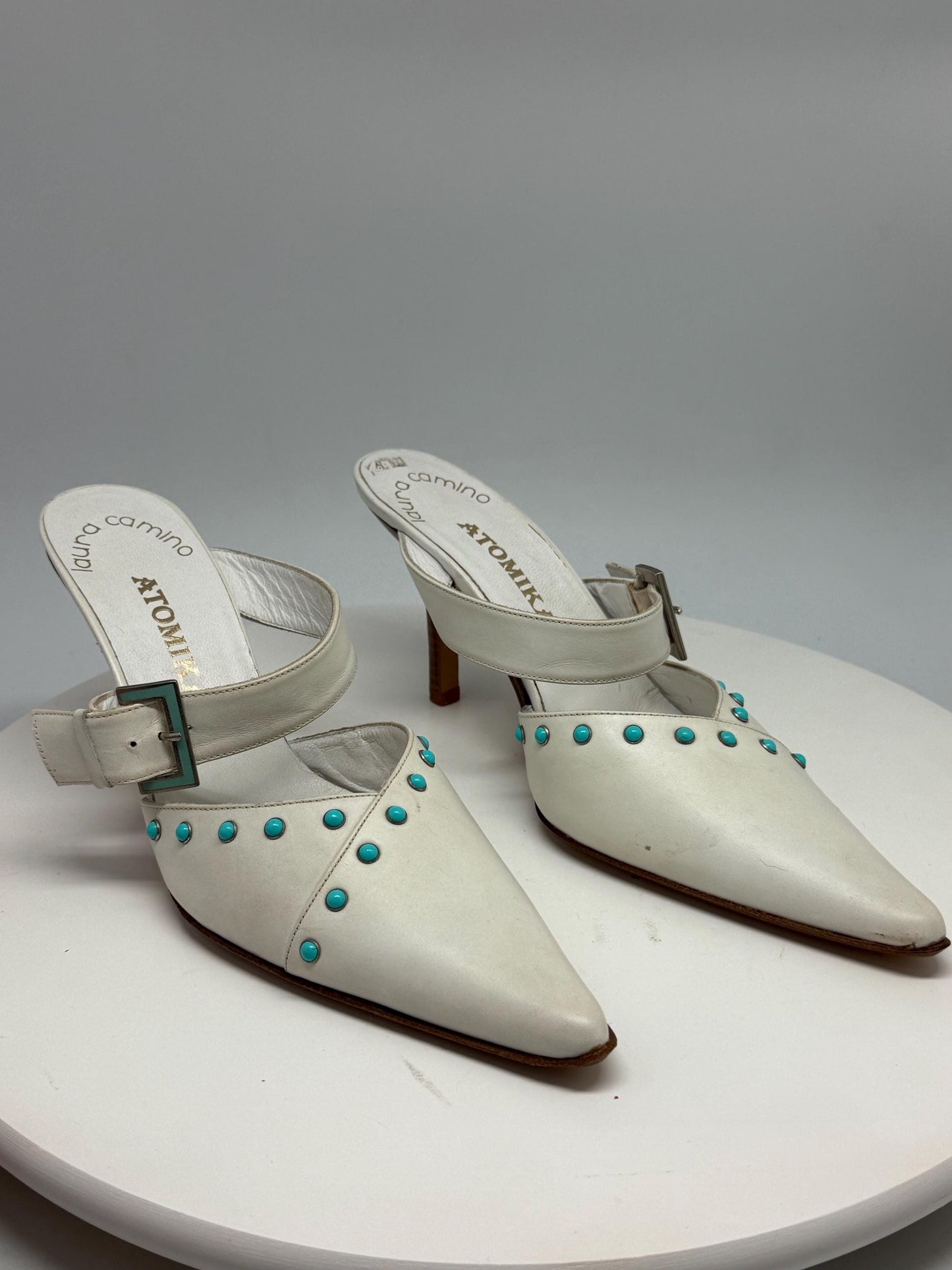 Laura Camino white leather mules, genuine leather, pointed toe, made in spain, turquoise embellishments, minimalist modern, US 7.5, EU 38