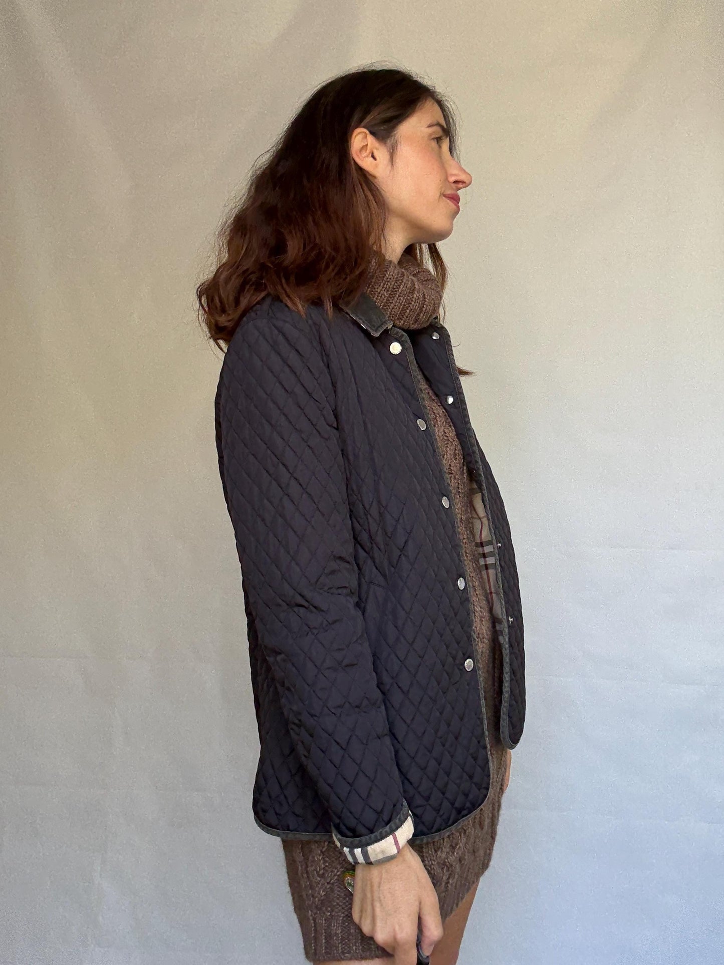 Burberry London quilted jacket, perfect for autumn, classic fit, snap buttons, corduroy collar, vintage, US L, streetwear chic