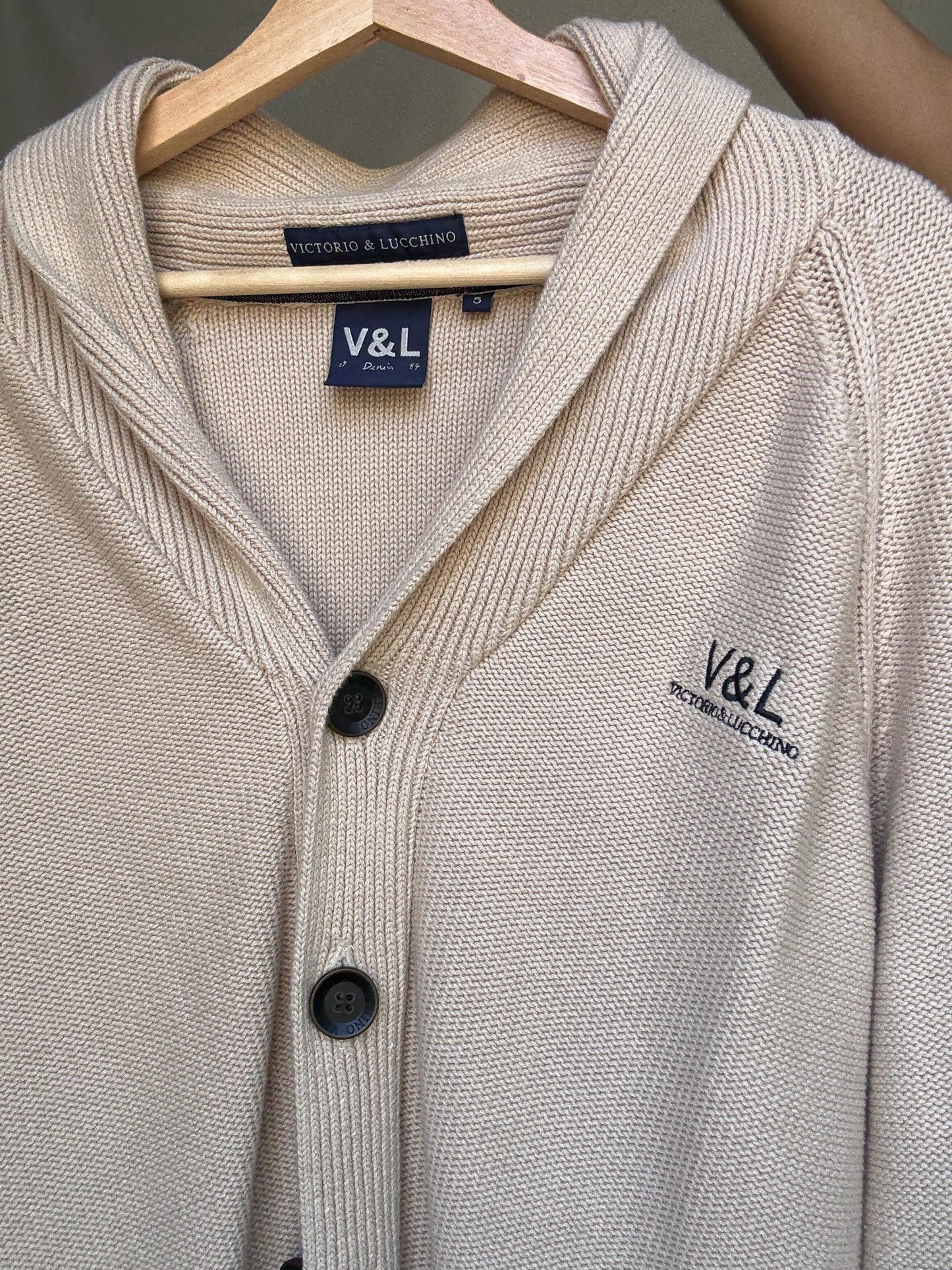 Vintage beige cardigan, 100% cotton, shawl collar, front button closure, embroidered logo, minimalist casual, US XL, everyday layering