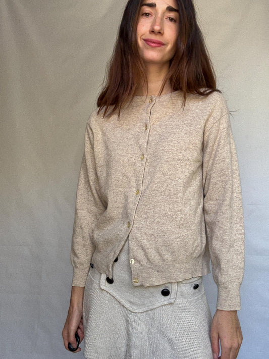 Viriato light beige knit cardigan, lambswool blend, button front, ribbed cuffs and hem, vintage minimalism Sofia Richie Grainge, US L