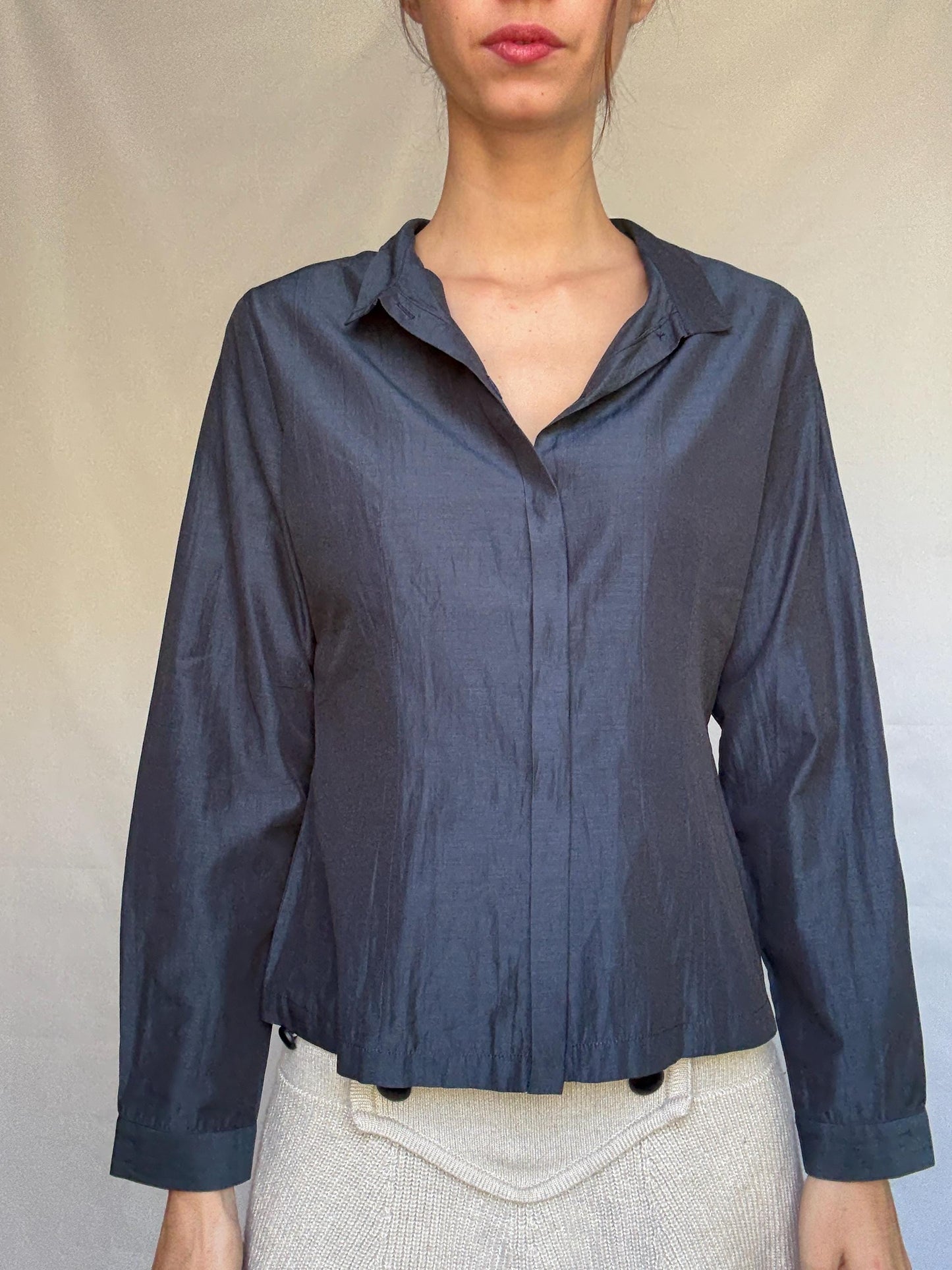 Vintage Adolfo Dominguez dark blouse, cotton, straight fit, concealed button, minimalist Carolyn bessette, kennedy, US XL, office chic