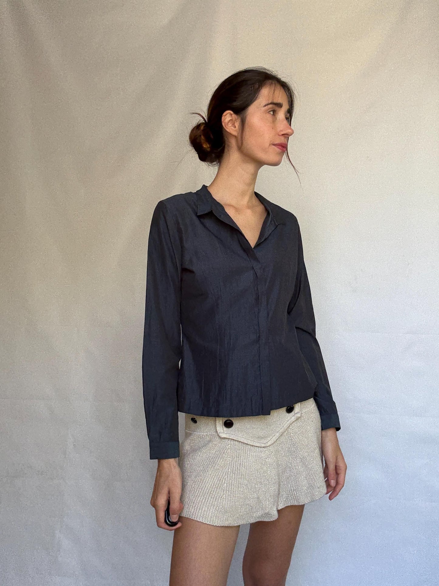 Vintage Adolfo Dominguez dark blouse, cotton, straight fit, concealed button, minimalist Carolyn bessette, kennedy, US XL, office chic
