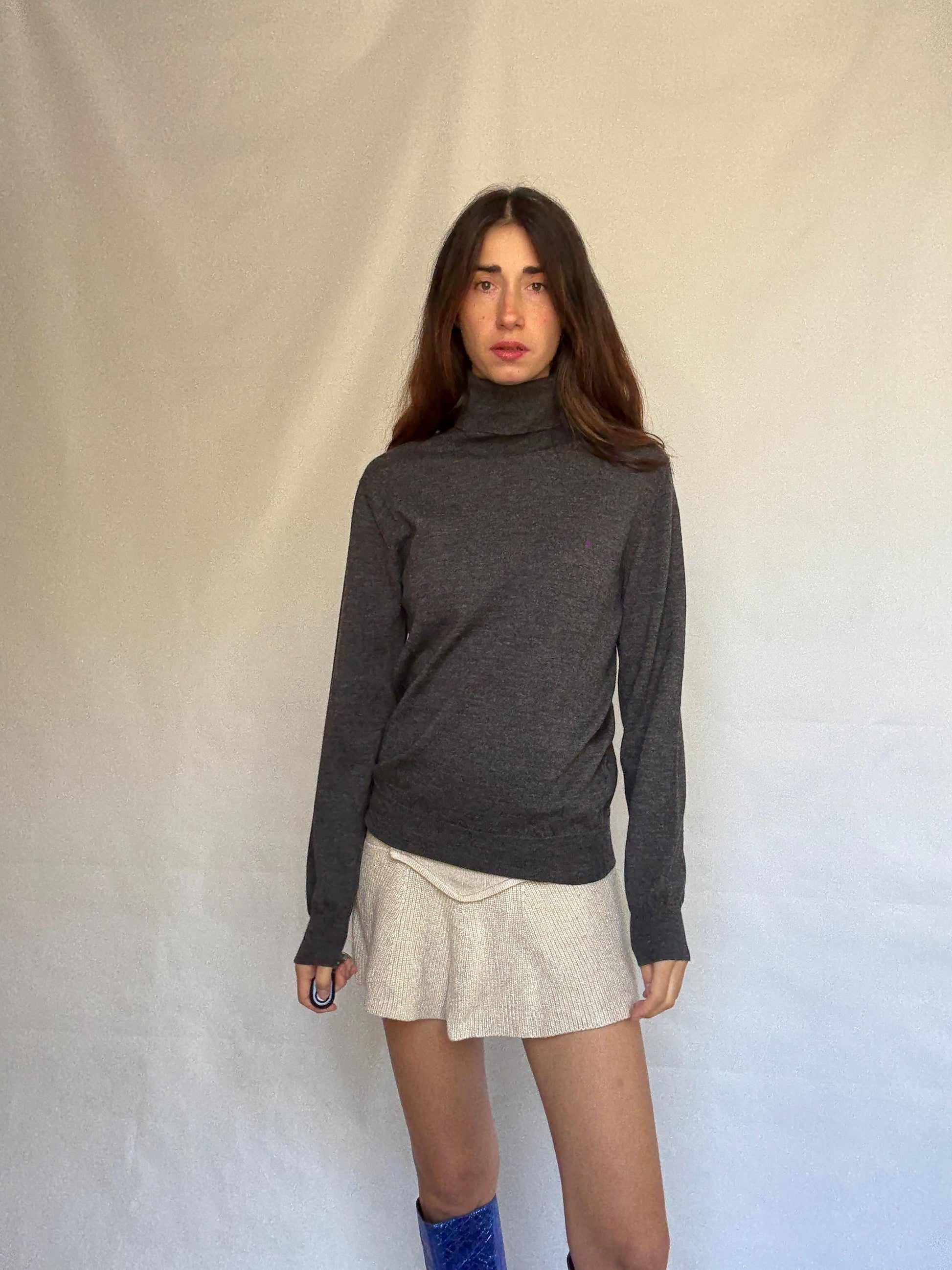 Purificación García charcoal turtleneck sweater, classic fit, ribbed cuffs and hem, minimalist chic, US M, office essential