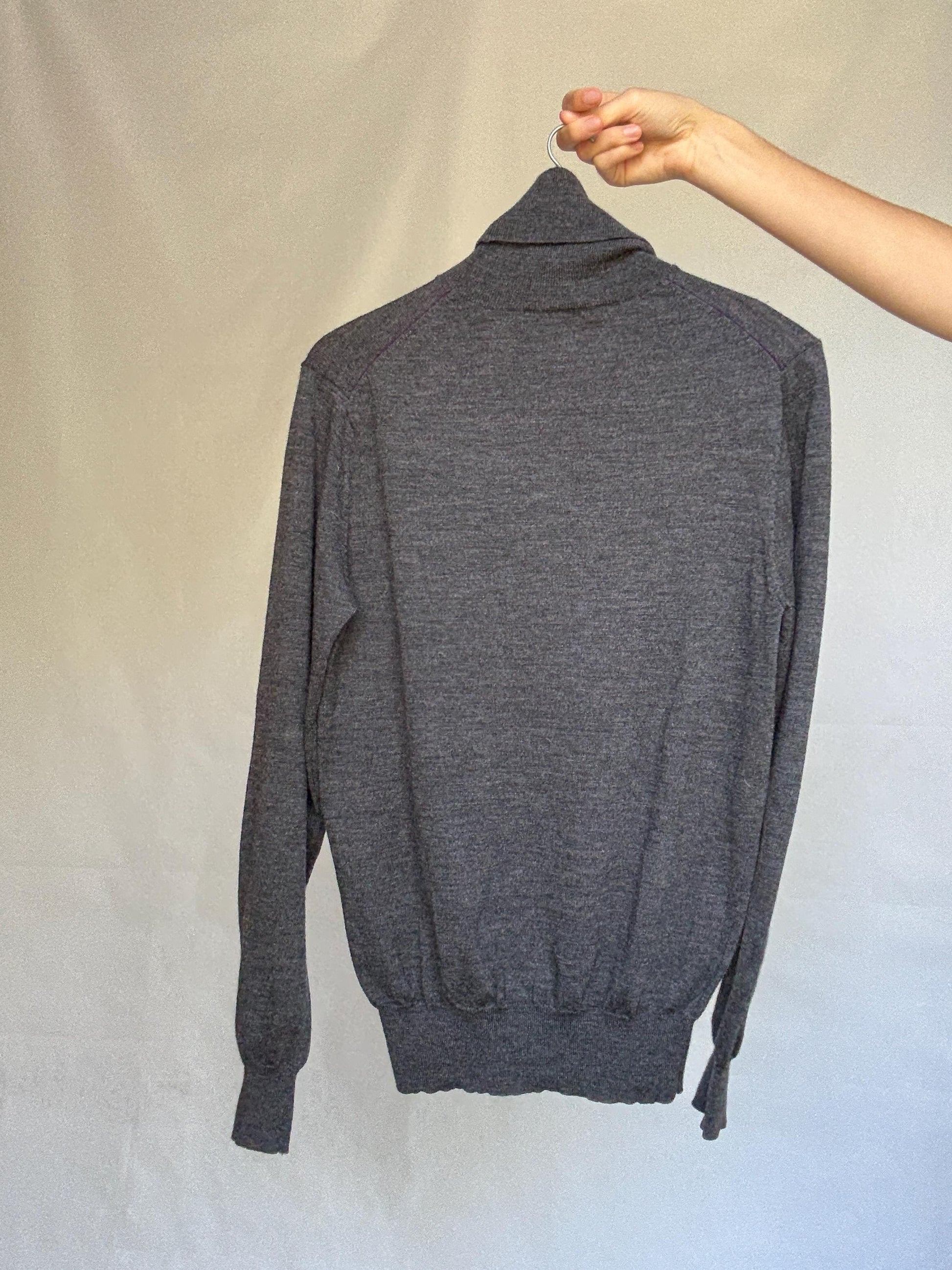 Purificación García charcoal turtleneck sweater, classic fit, ribbed cuffs and hem, minimalist chic, US M, office essential