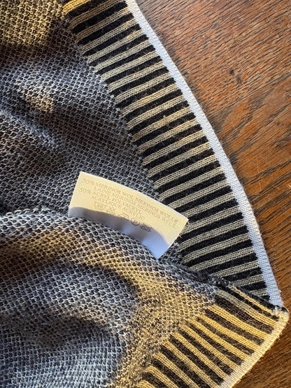 Luxury Black Beige Merino Wool Top — additional view 10