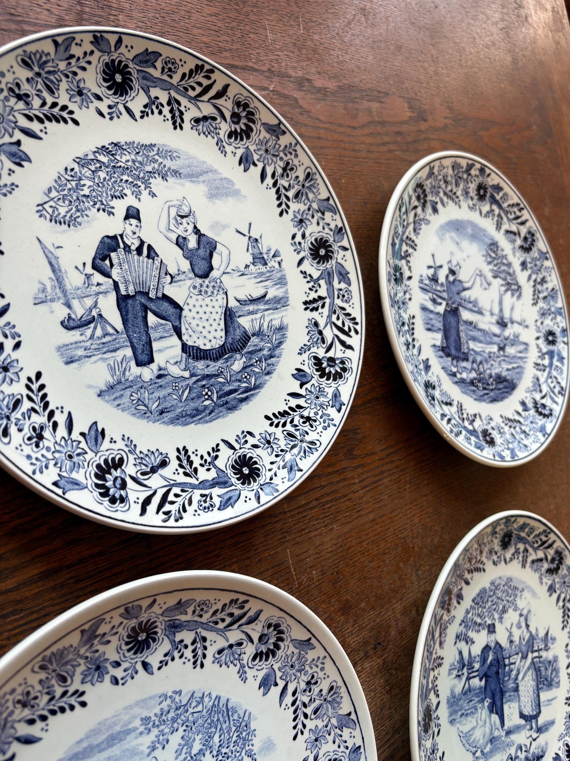 Delfts Blue Vintage Plate Set of Four — additional view 9