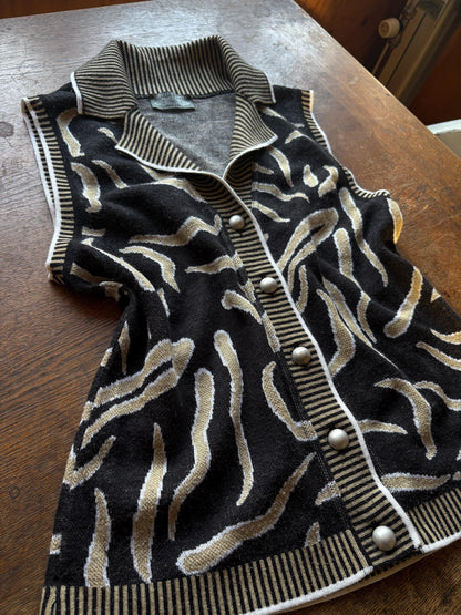 Luxury Black Beige Merino Wool Top — additional view 7