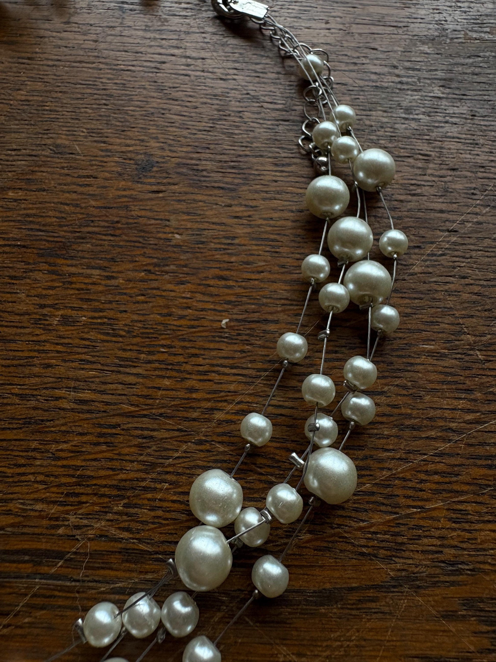 Elegant White Faux Pearl Necklace — additional view 6