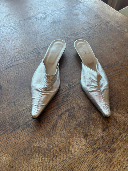 Vintage Silver Pointed Toe Slip-Ons