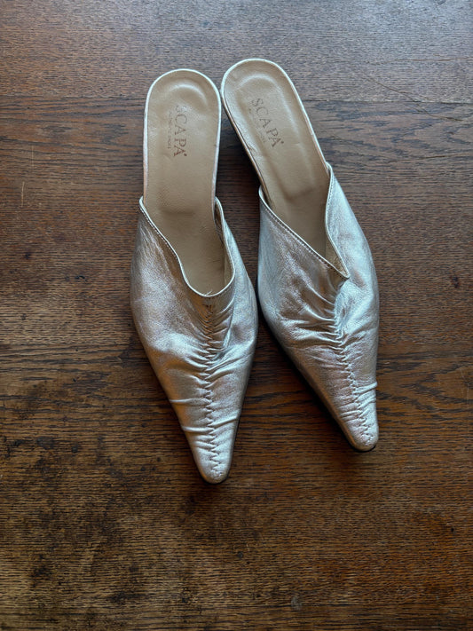 Vintage Silver Pointed Toe Slip-Ons — detail