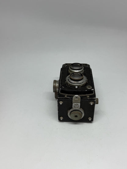 Vintage 1950s Airesflex Twin Lens Camera — additional view 7