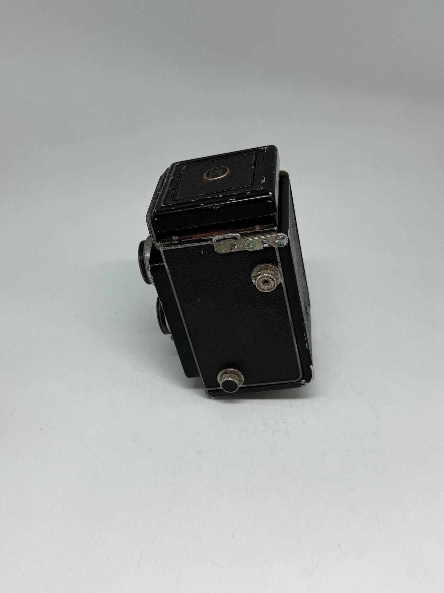 Vintage 1950s Airesflex Twin Lens Camera — additional view 9