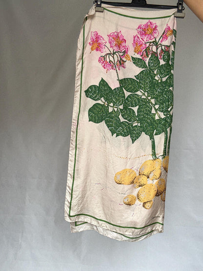 Vintage Floral Silk Scarf with Handsewn Edges — additional view 8