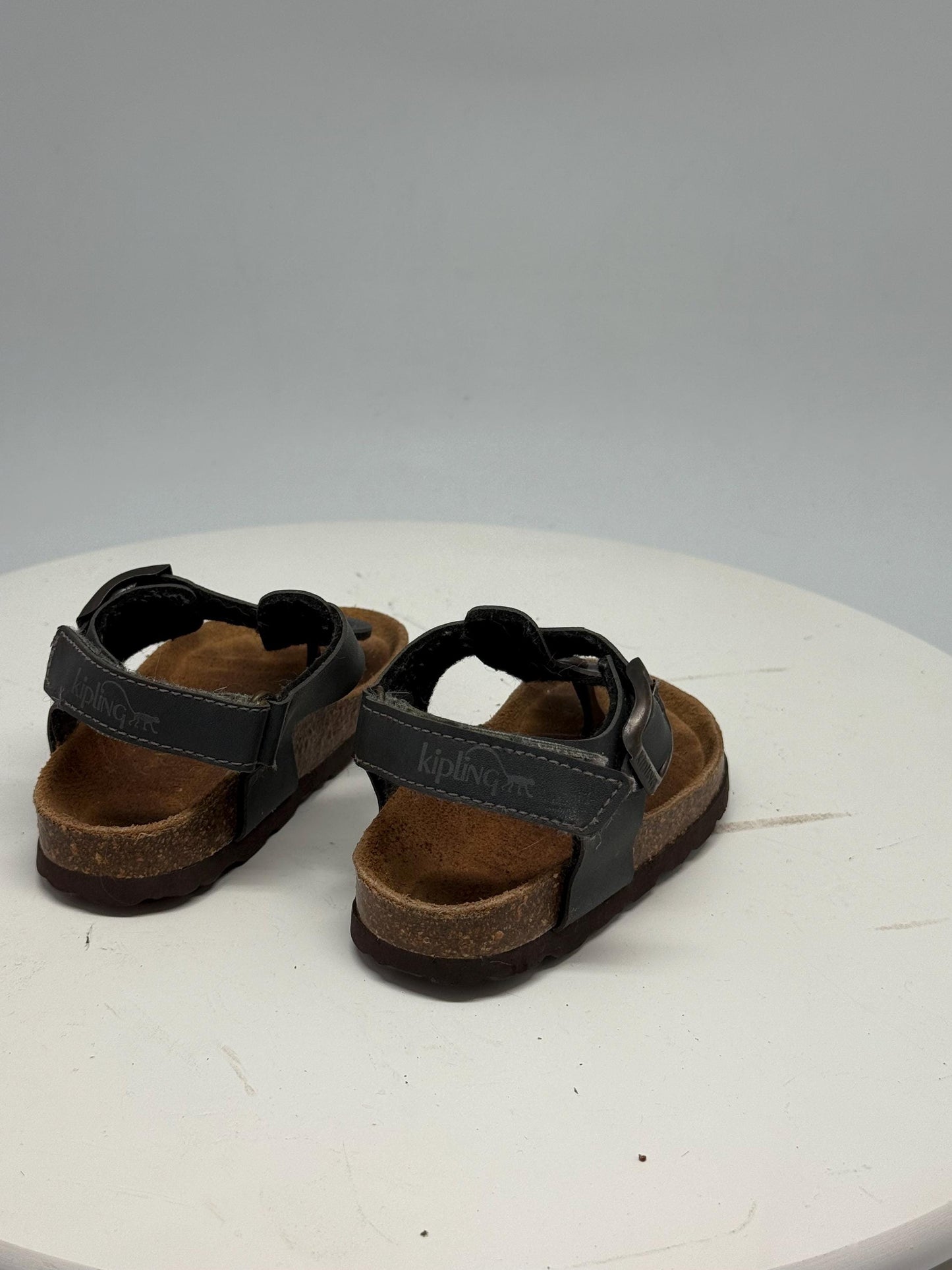 Vintage Black Leather Toddler Sandals — additional view 7
