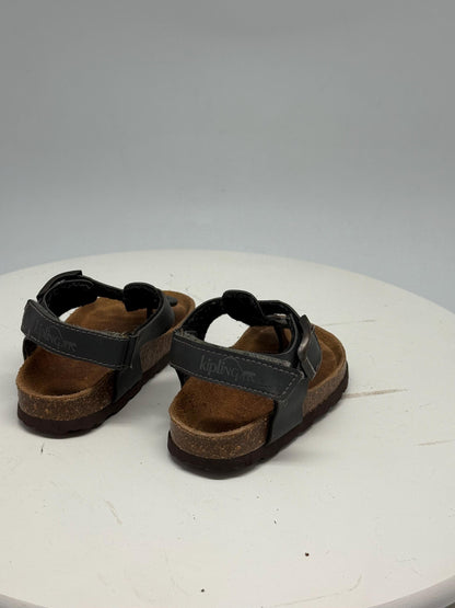 Vintage Black Leather Toddler Sandals — additional view 7