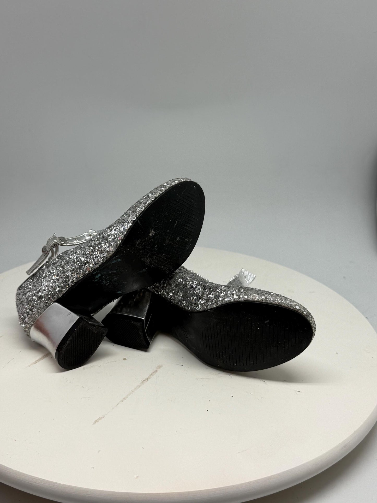 Silver Glitter Mary Jane Shoes For Kids — additional view 9