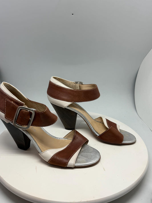 Pedro Miralles Brown and White High Heels