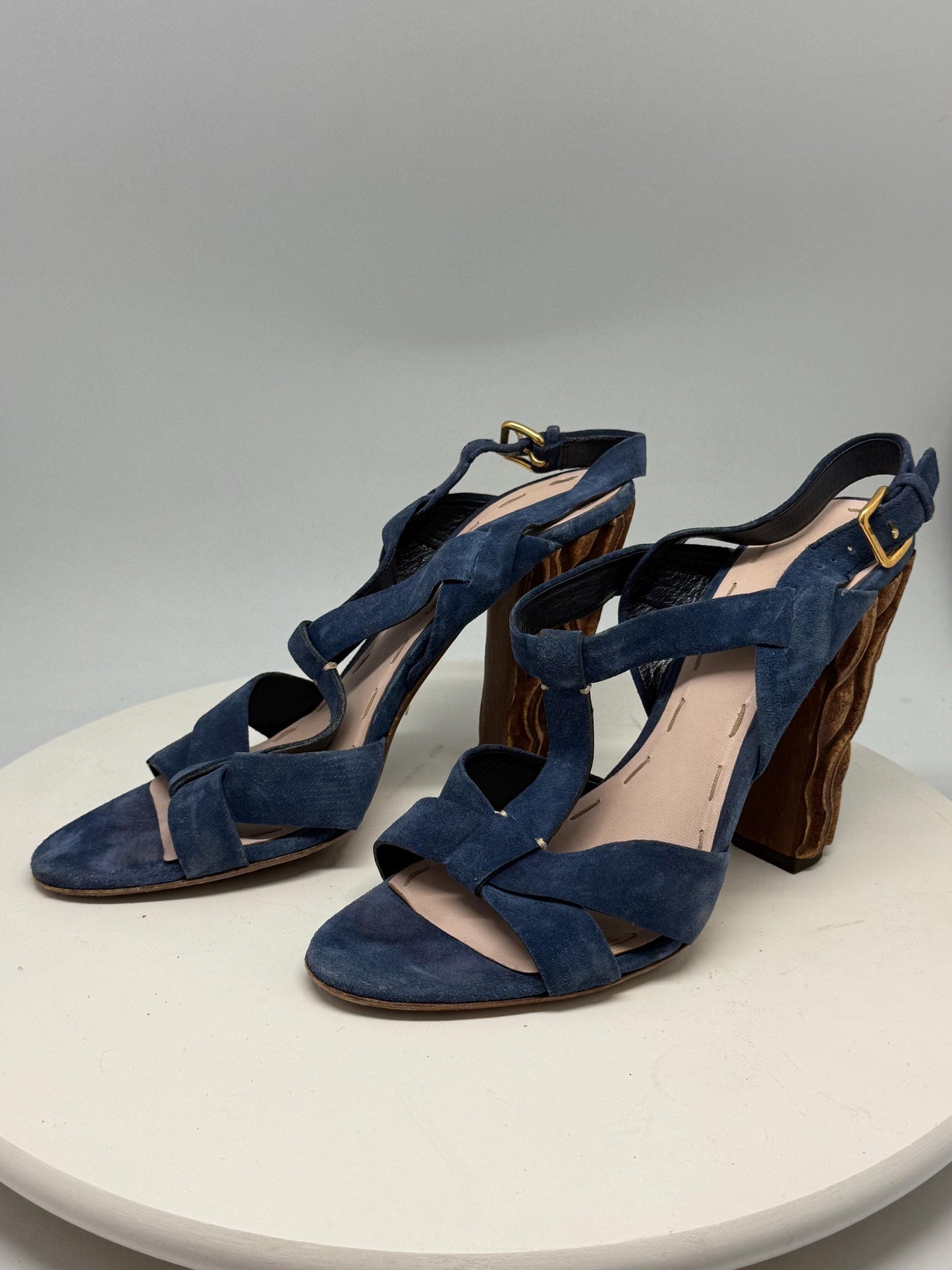 Vintage Miu Miu blue suede high heels, wooden heel, open toe,