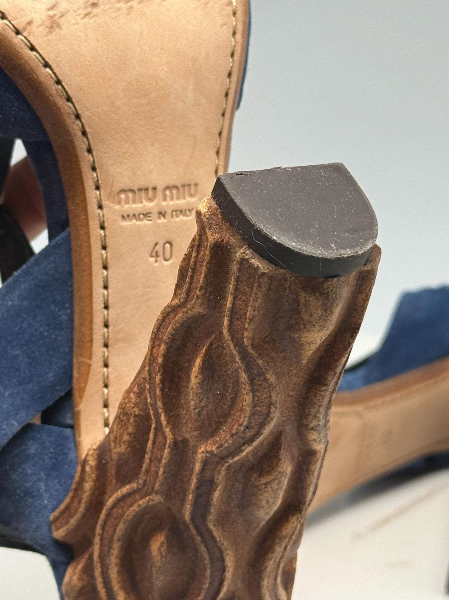 Vintage Miu Miu blue suede high heels, wooden heel, open toe,