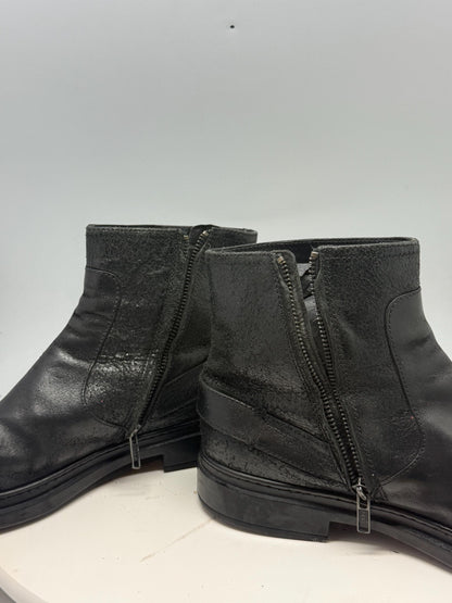 Tod's Black Leather Ankle Boots for Men — additional view 15