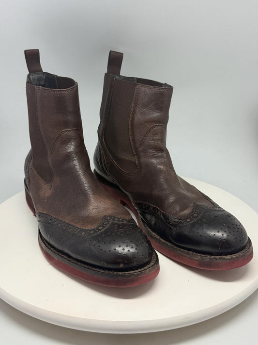 Brown Leather Chelsea Boots — detail