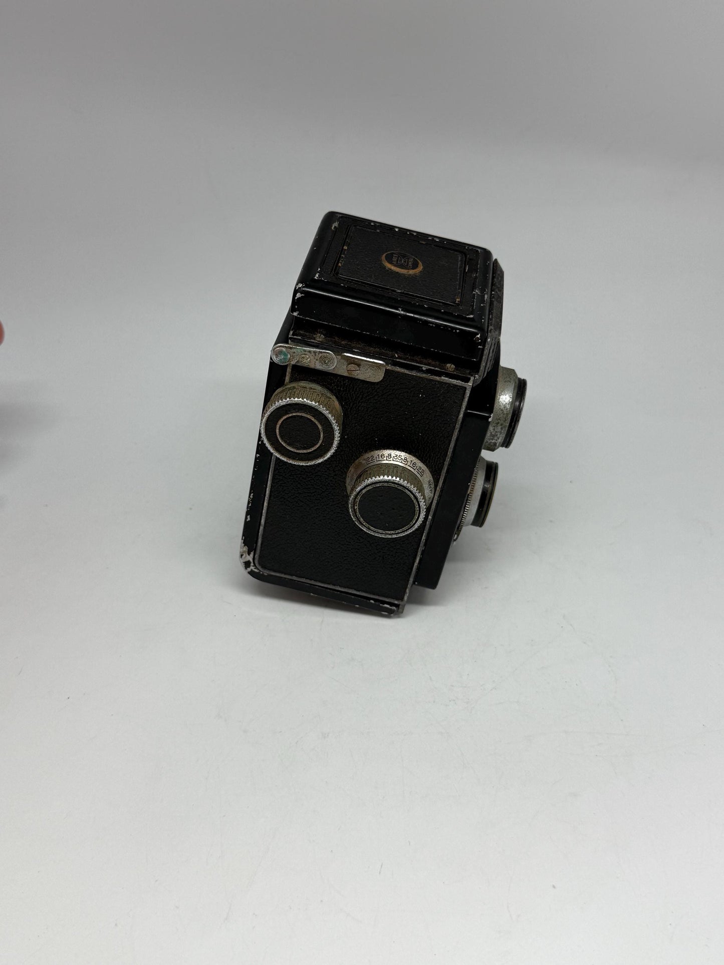 Vintage 1950s Airesflex Twin Lens Camera — additional view 6