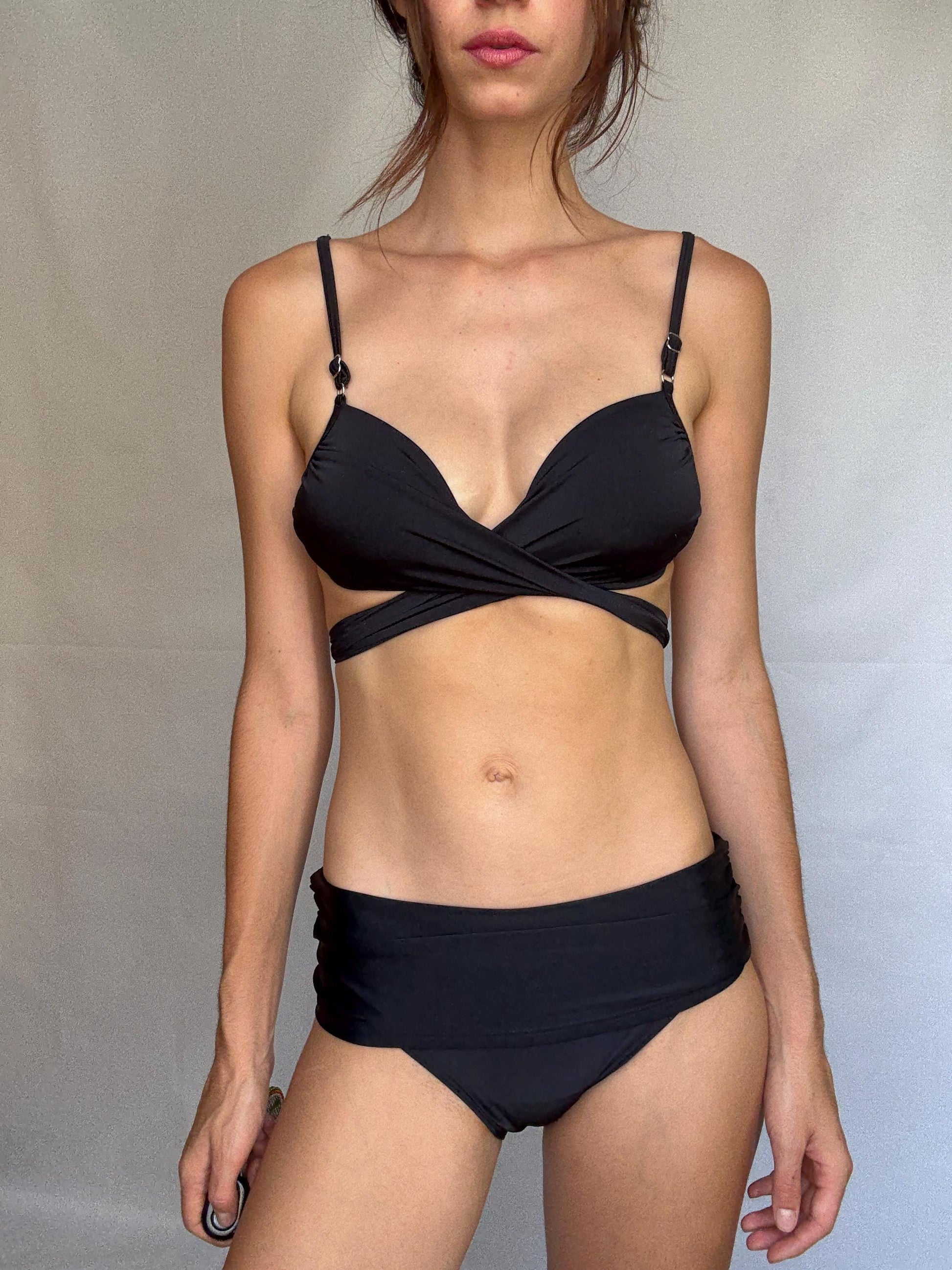 Vintage Black Bikini Set With Twisted Front — additional view 7