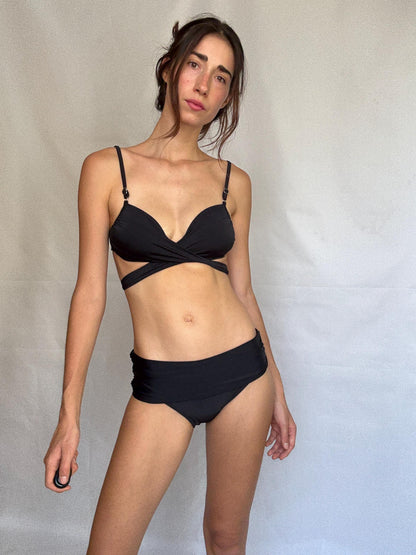 Vintage Black Bikini Set With Twisted Front — additional view 16