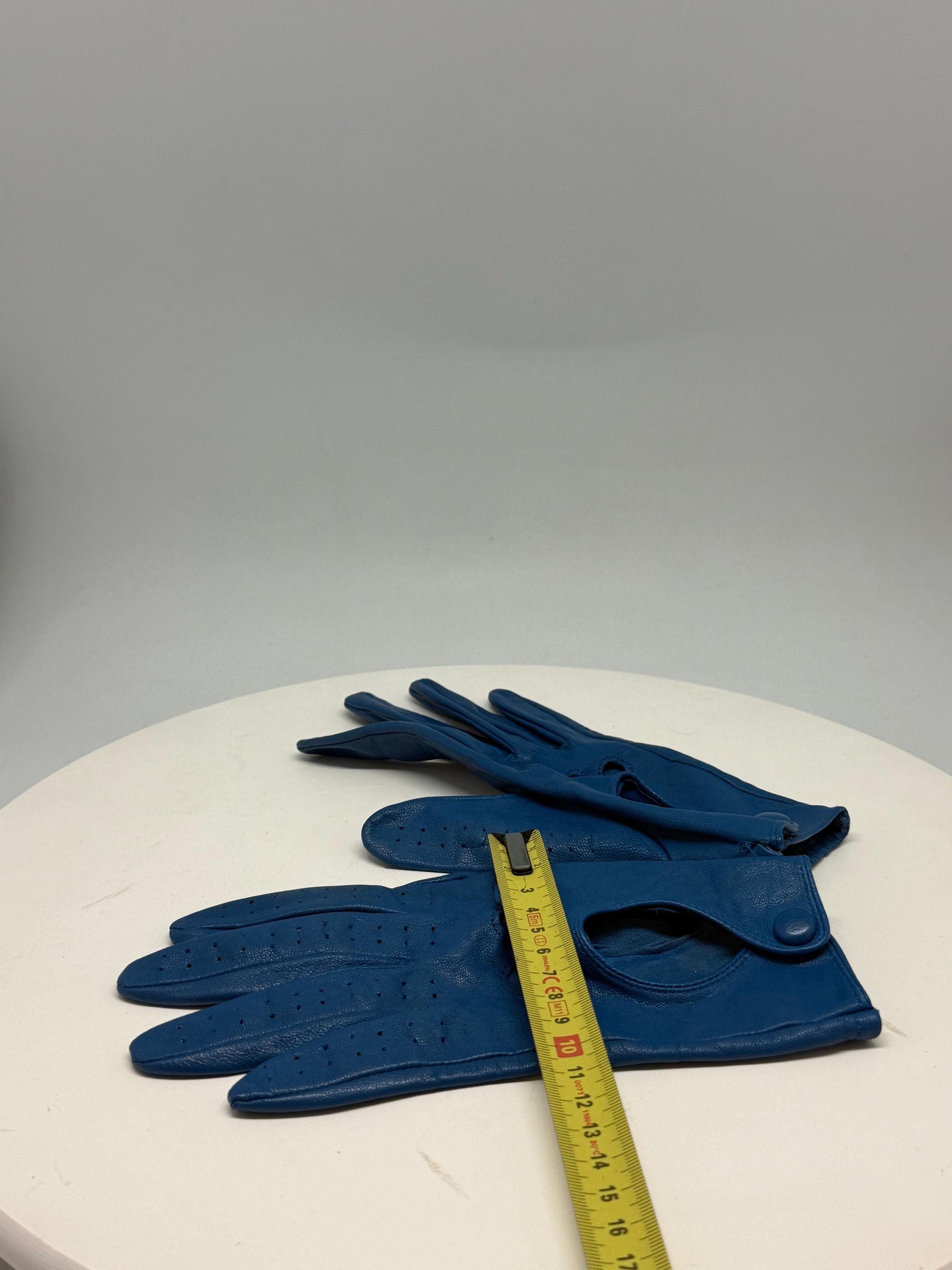 Vintage Blue Leather Driving Gloves — additional view 10