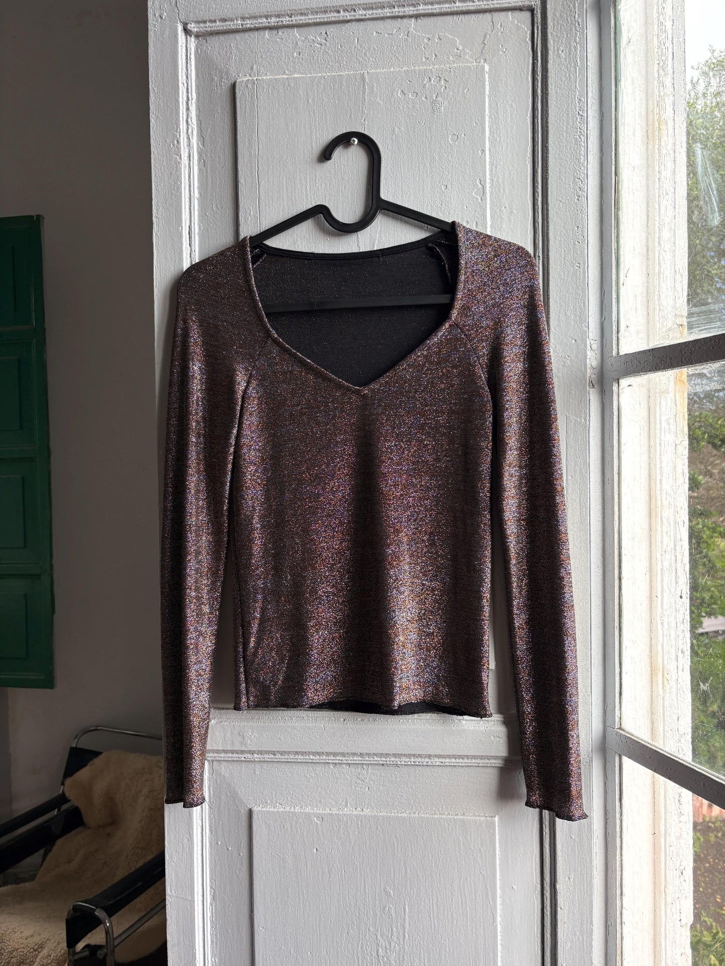 Vintage Silver Glitter Y2K Party Shirt — detail