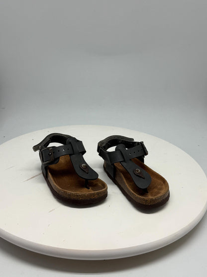Vintage Black Leather Toddler Sandals — detail