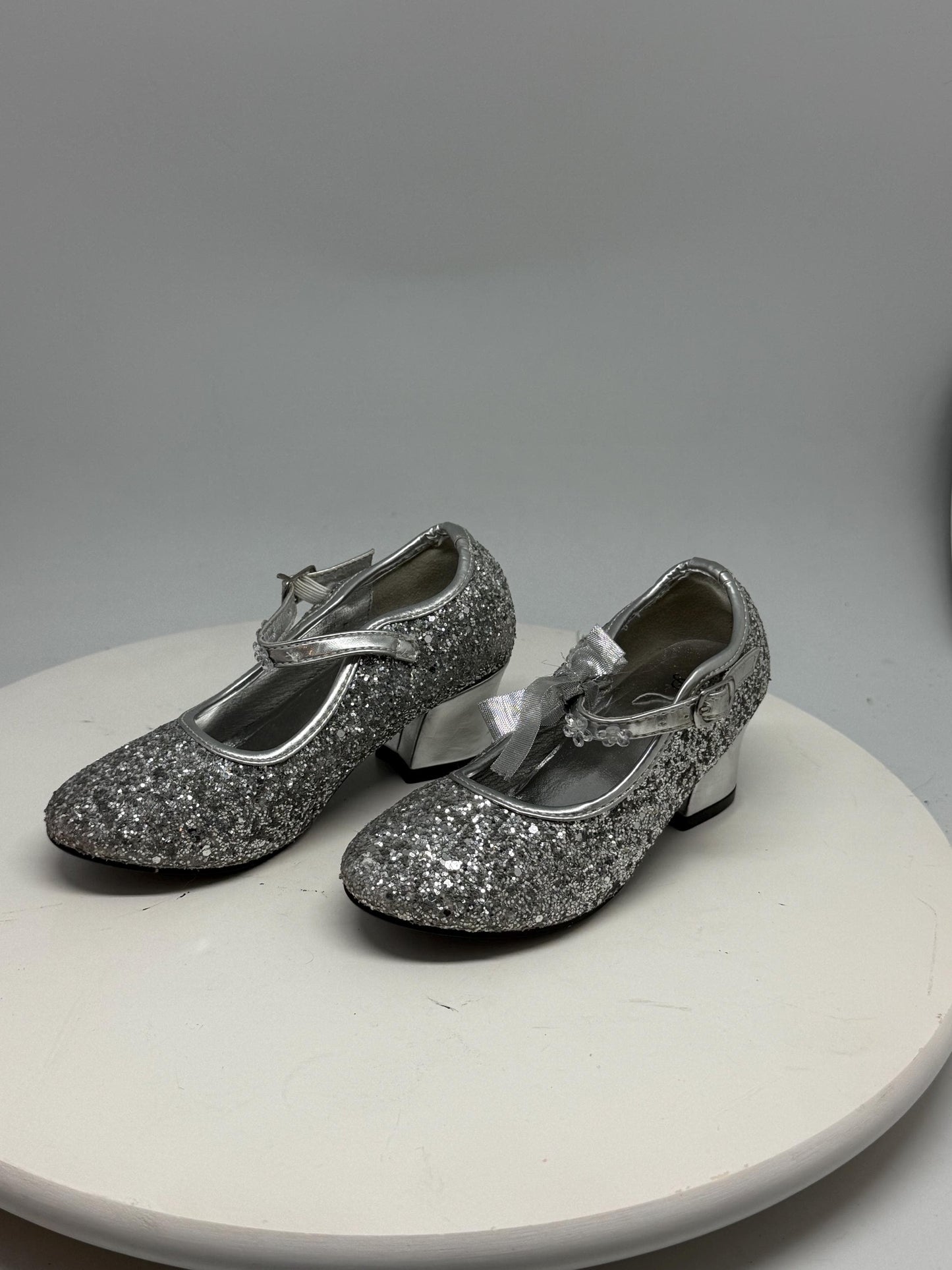 Silver Glitter Mary Jane Shoes For Kids — fabric close-up