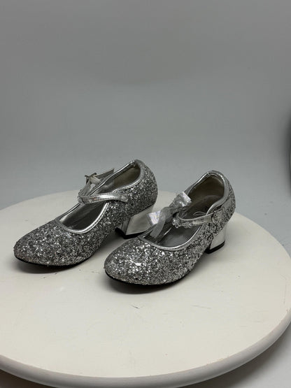 Silver Glitter Mary Jane Shoes For Kids — fabric close-up