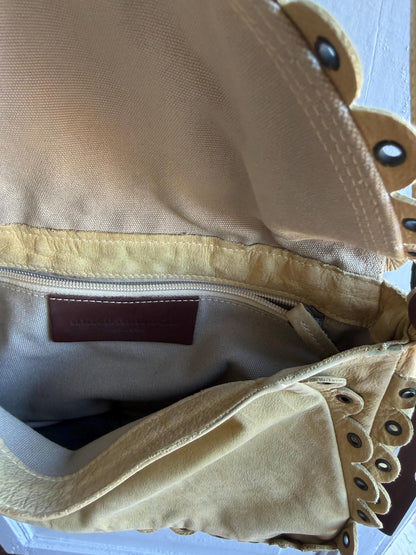 Beige Scalloped Leather Shoulder Bag — additional view 14