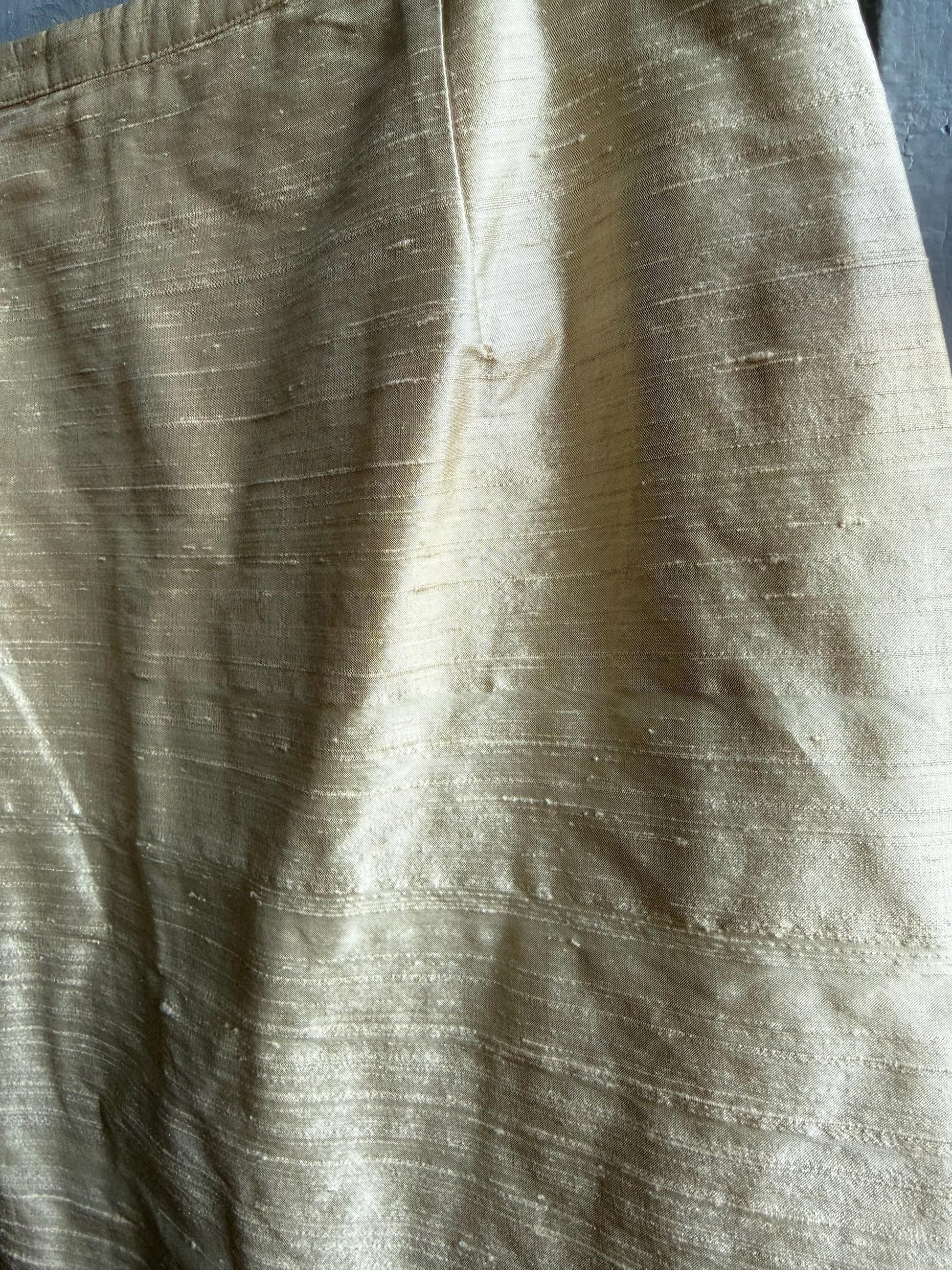 Vintage Burberry Silk Champagne Pencil Skirt — additional view 8