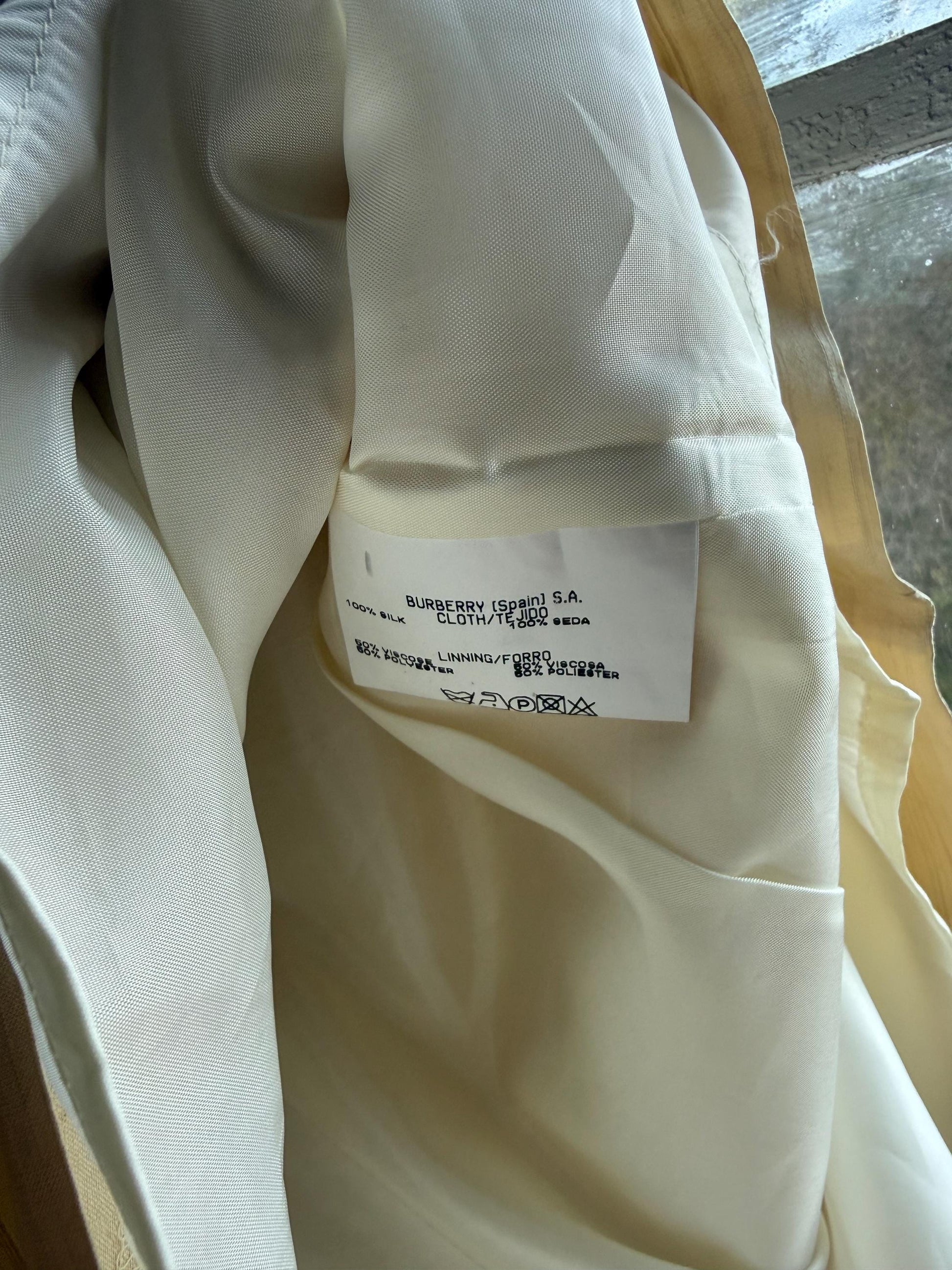 Vintage Burberry Silk Champagne Pencil Skirt — additional view 14