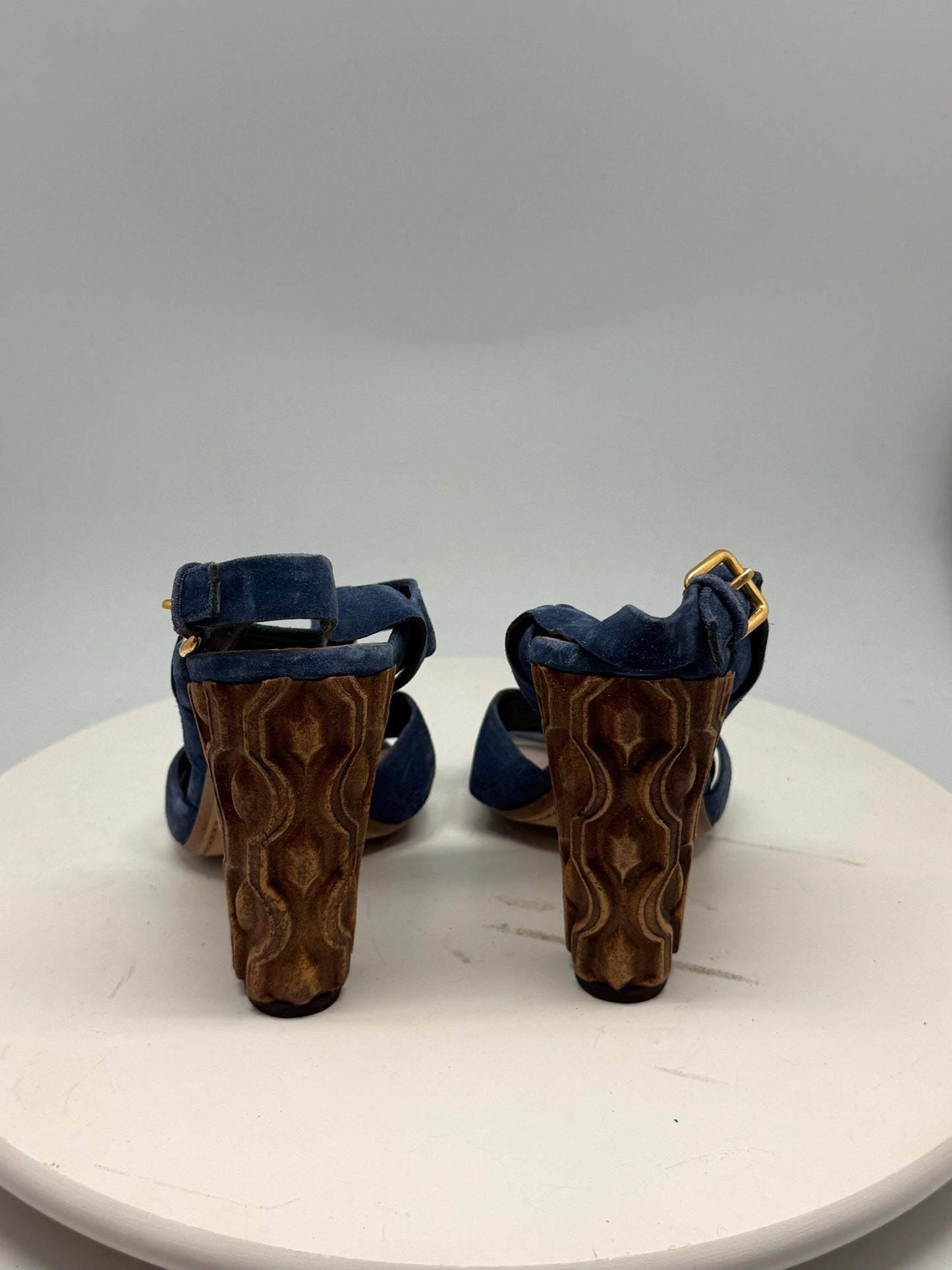 Vintage Miu Miu blue suede high heels, wooden heel, open toe,