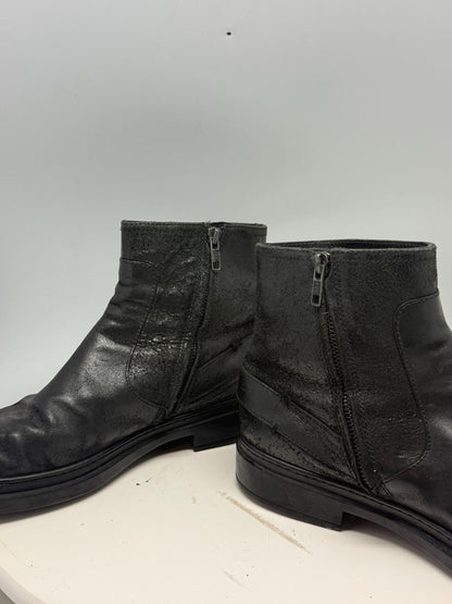 Tod's Black Leather Ankle Boots for Men — additional view 9