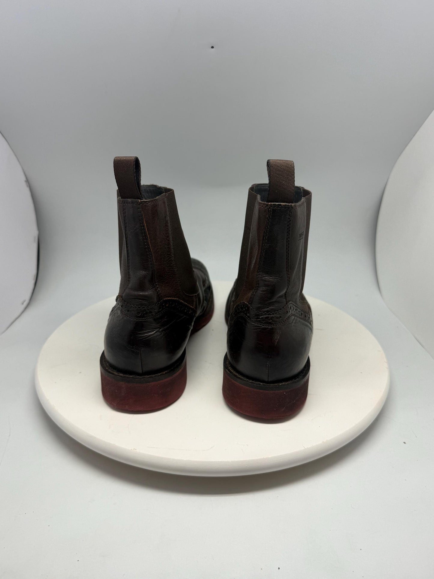 Brown Leather Chelsea Boots — fabric close-up
