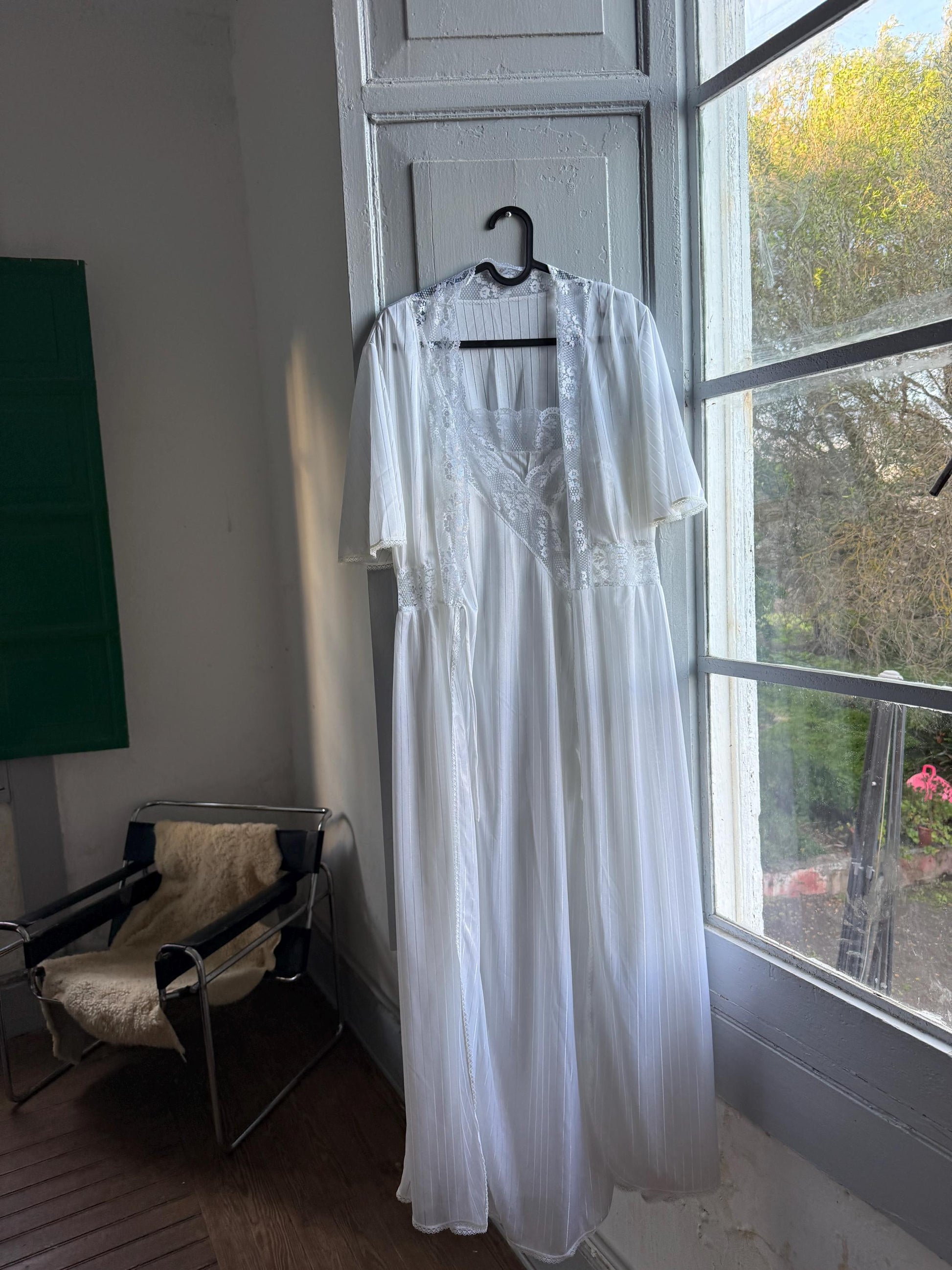 Vintage White Nightgown and Robe Set